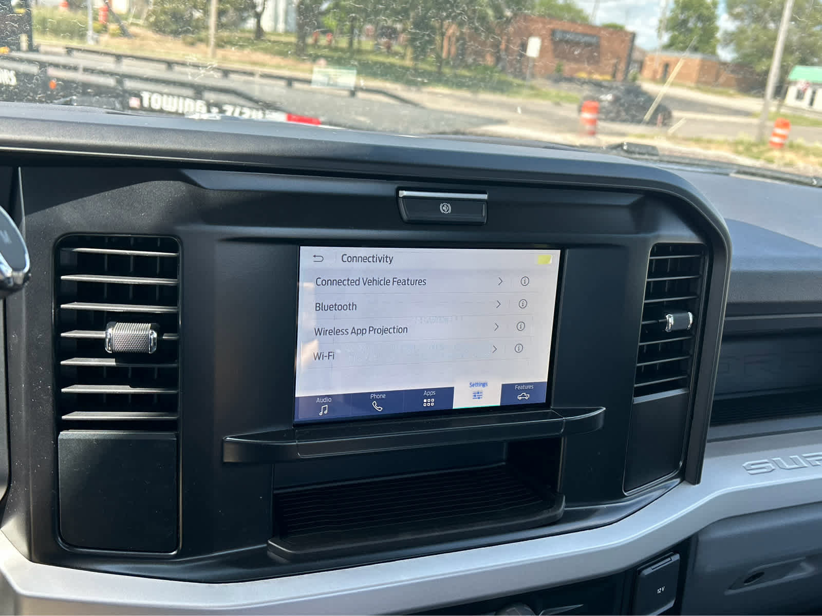 New 2025 Ford F550 4x4 Regular Cab Super Duty image 21