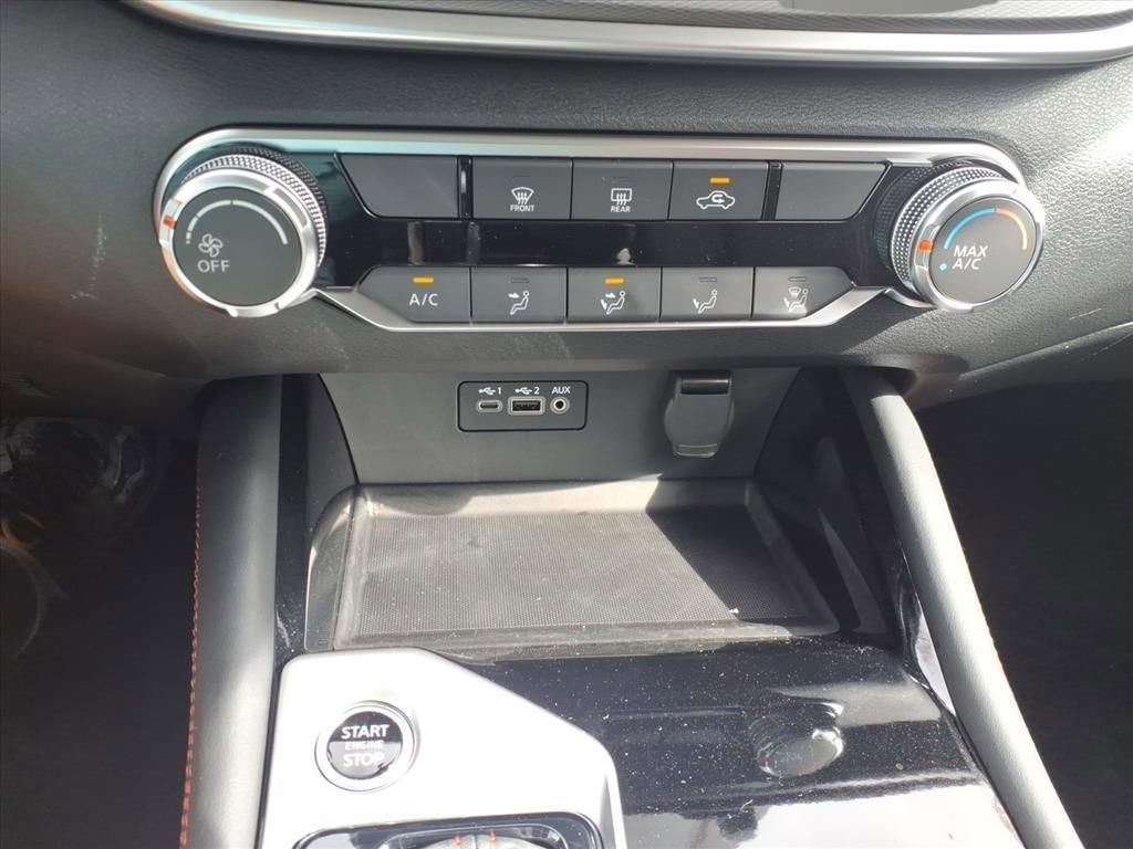 New 2025 Nissan Altima 2.5 SR image 18