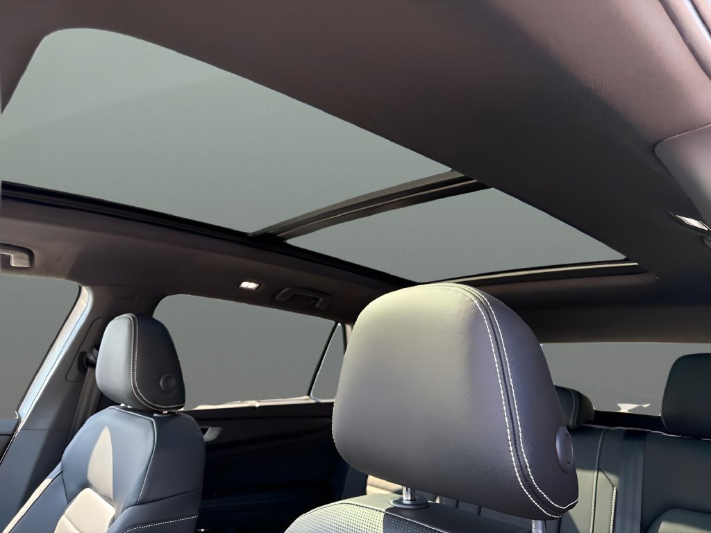 New 2026 Volkswagen Atlas Cross Sport SEL AWD/4WD image 19