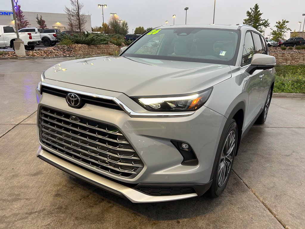 Used 2026 Toyota Grand Highlander AWD Hybrid image 3