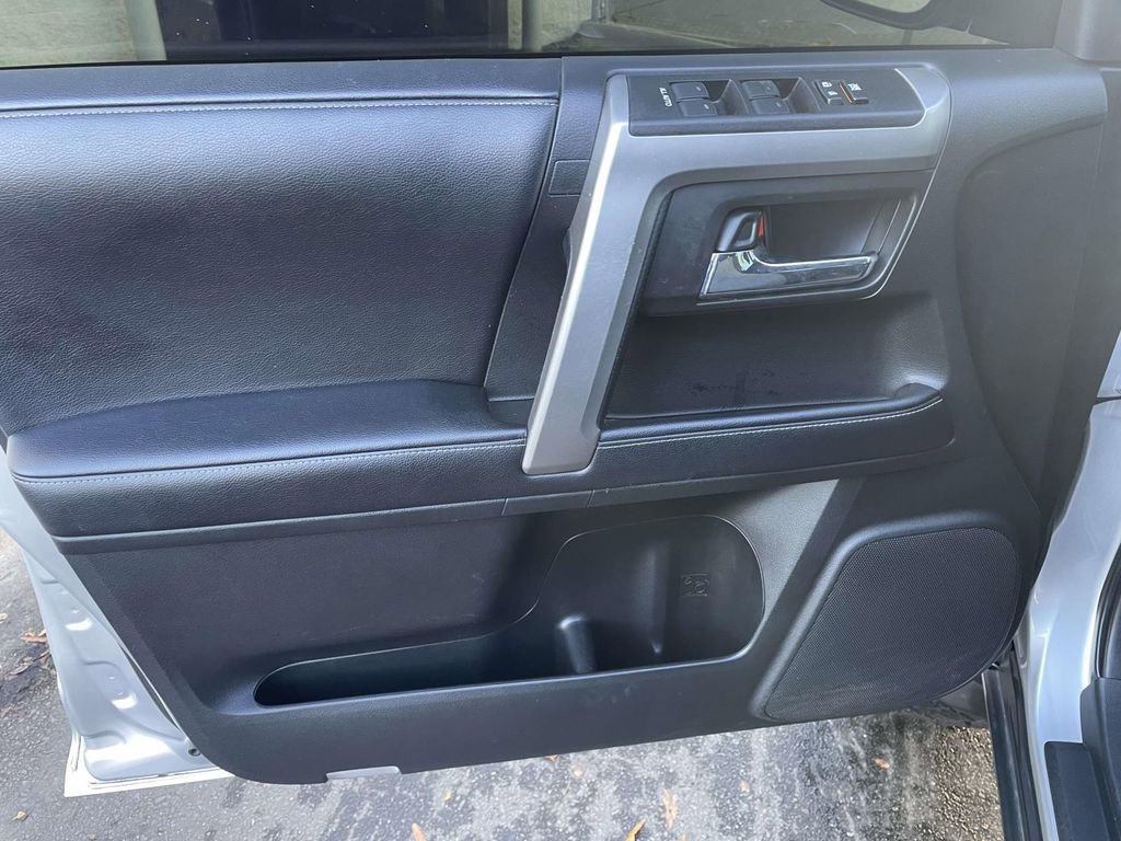 Used 2019 Toyota 4Runner SR5 image 25
