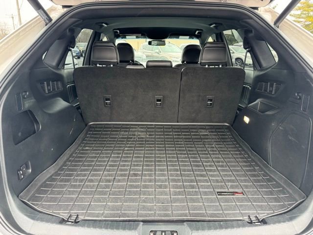 Used 2019 Ford Edge ST w/ Convenience Package image 12