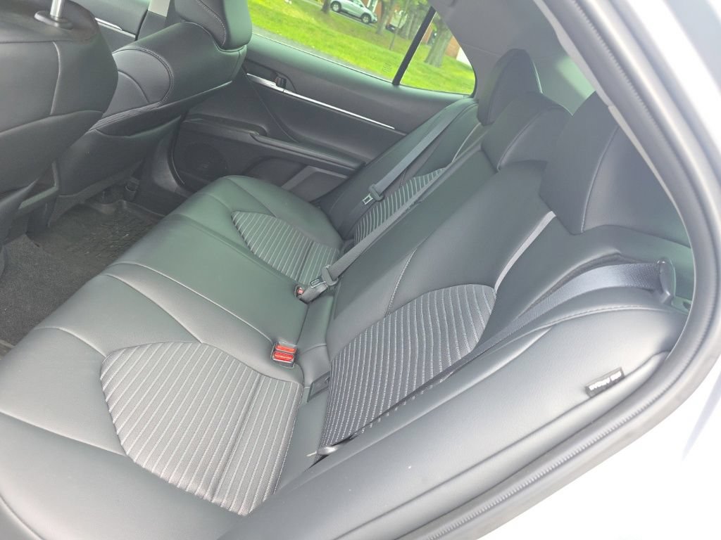 Used 2024 Toyota Camry SE FWD image 24