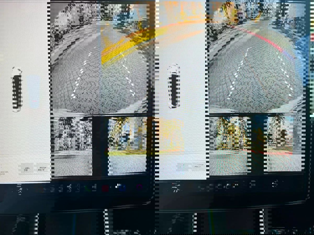 Used 2023 Tesla Model Y Long Range image 15