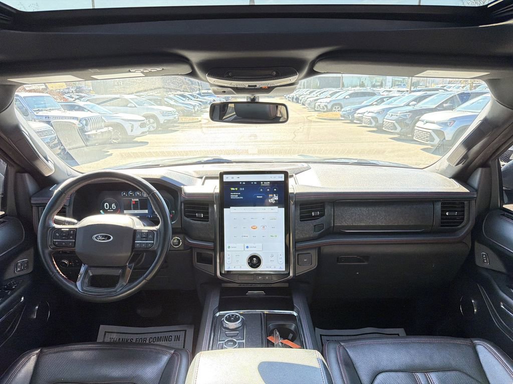 Used 2022 Ford Expedition Limited image 24