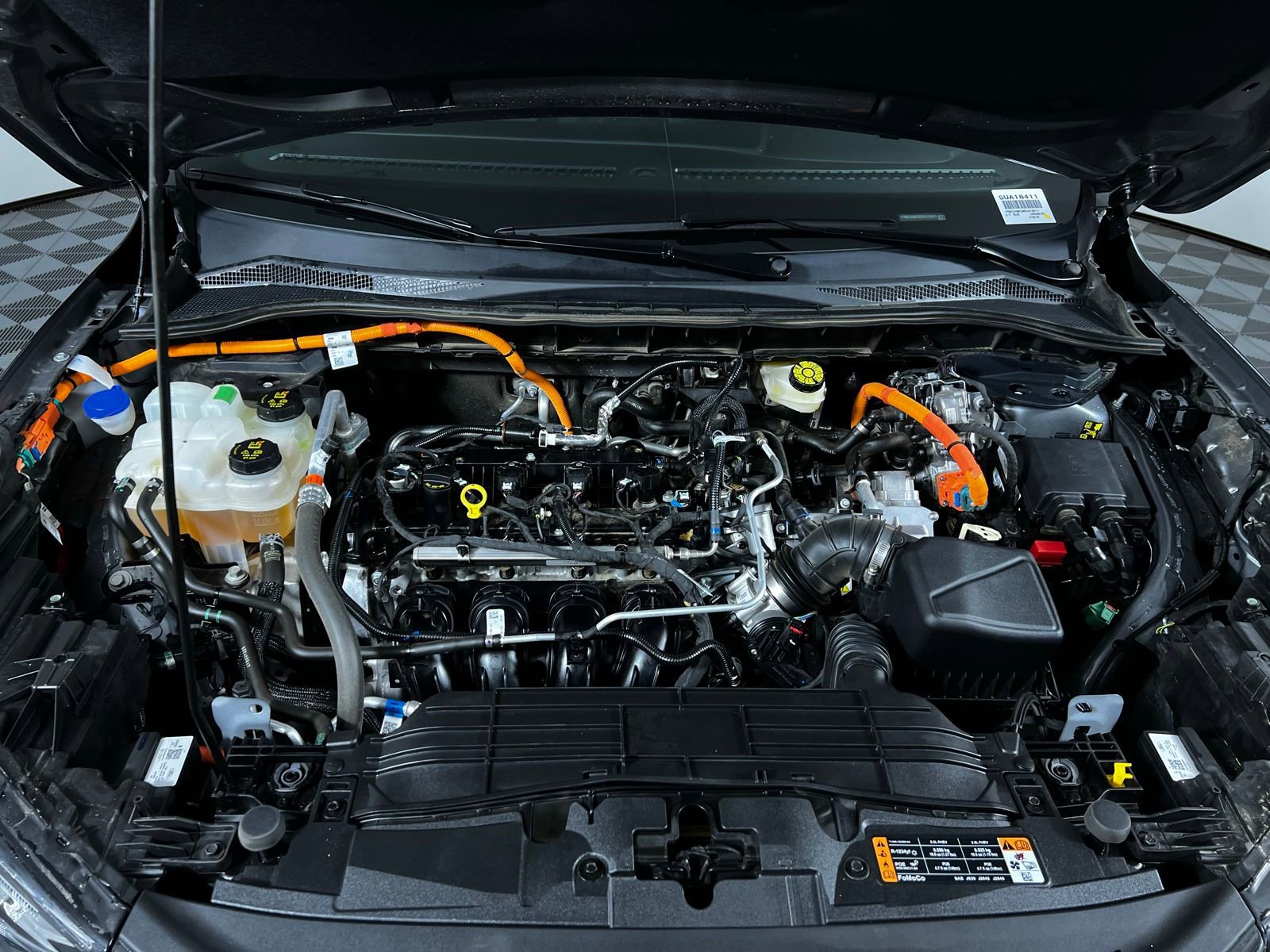 Used 2025 Ford Escape ST-Line w/ Equipment Group 301A image 9