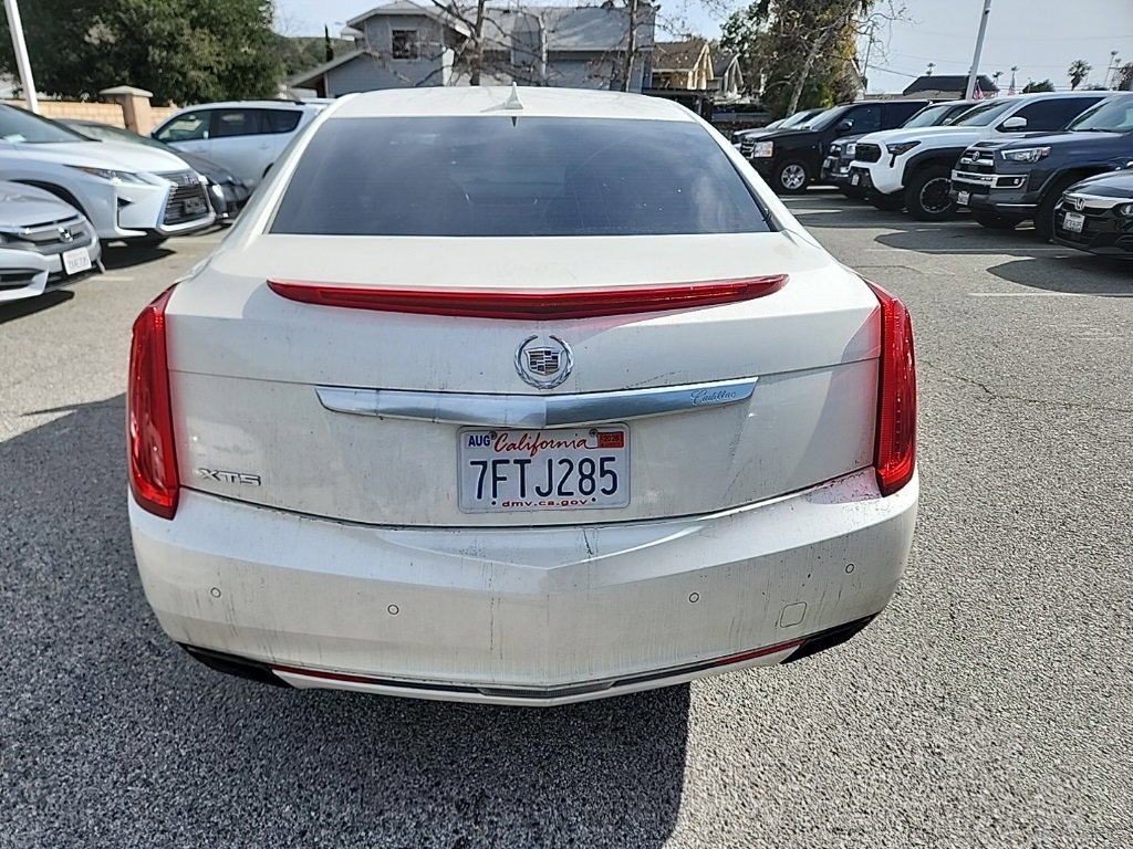 Used 2013 Cadillac XTS Premium image 4