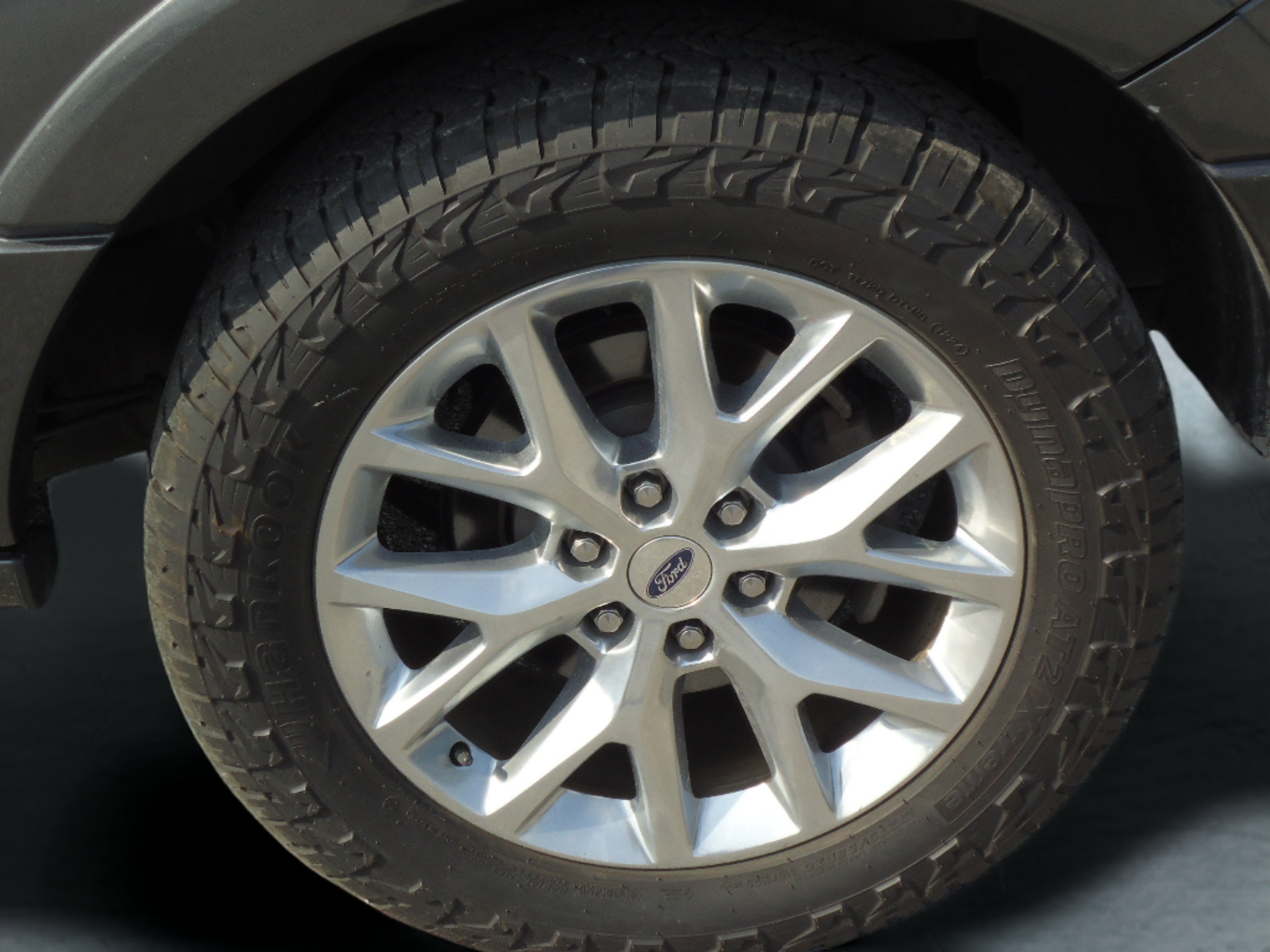 Used 2015 Ford Expedition Max Limited AWD/4WD image 10