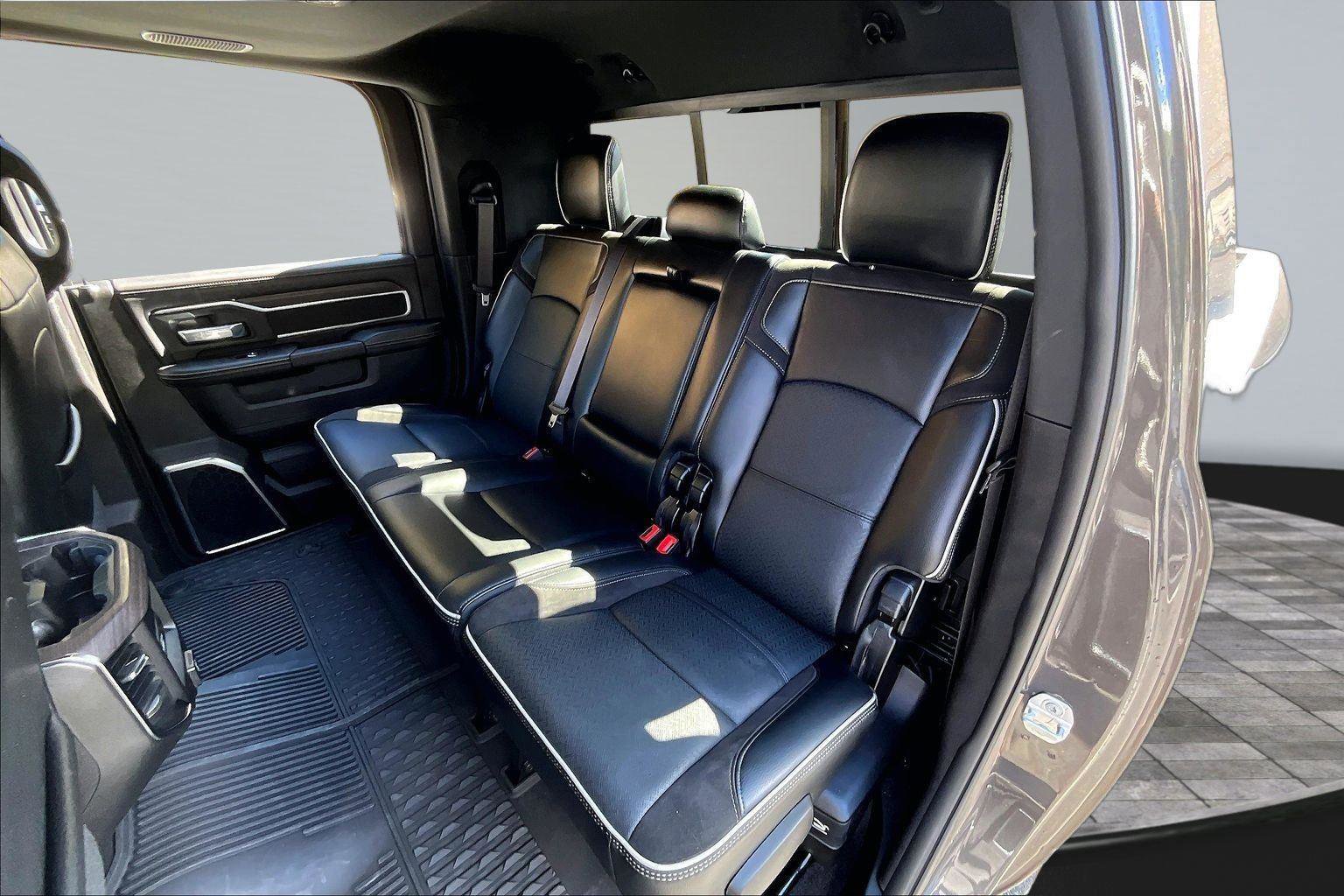 Used 2025 RAM 3500 Laramie w/ Night Edition image 28