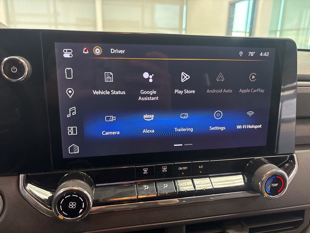 Used 2025 Chevrolet Colorado W/T w/ Advanced Trailering Package image 18