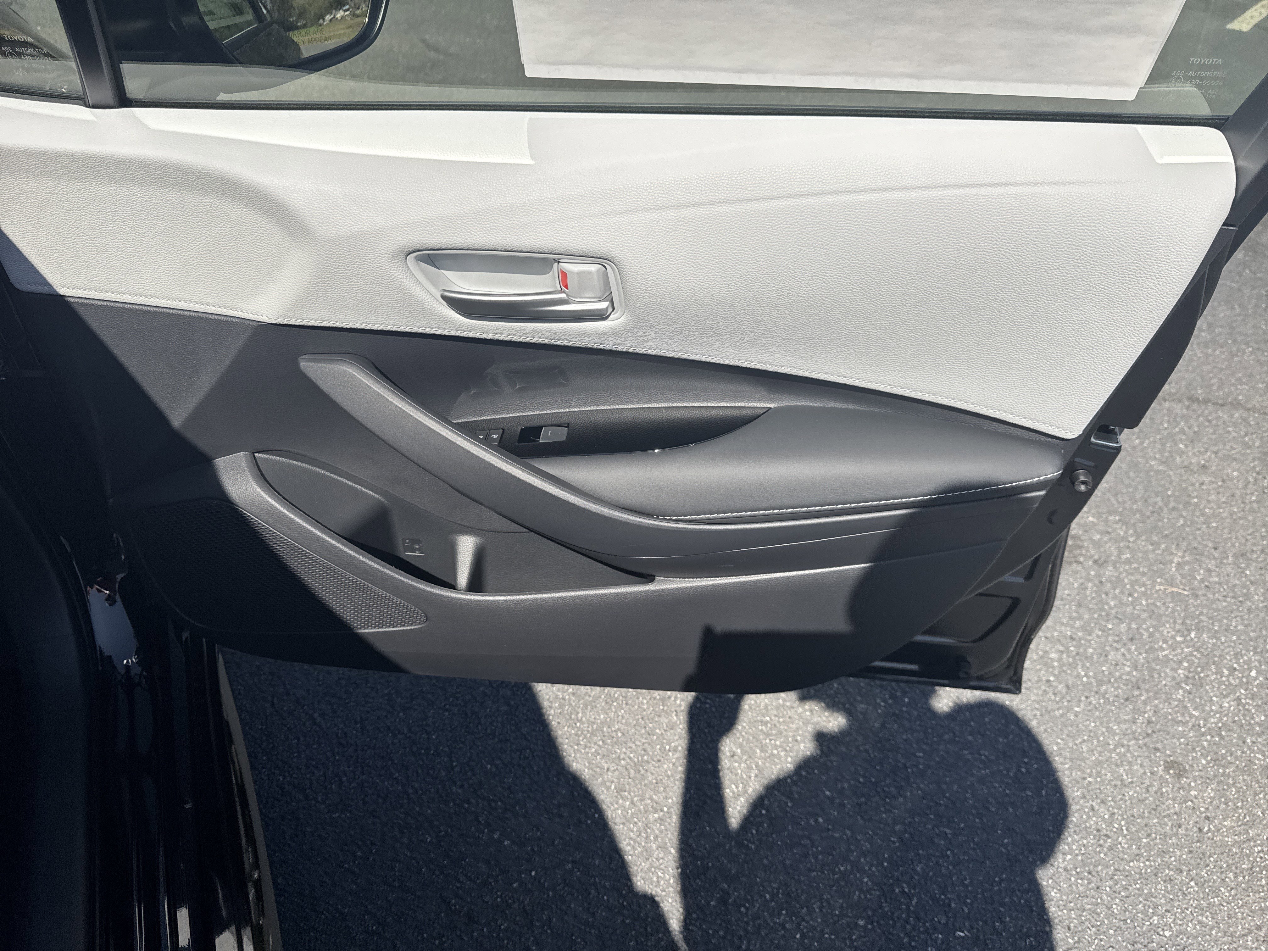 New 2026 Toyota Corolla SE FWD image 36