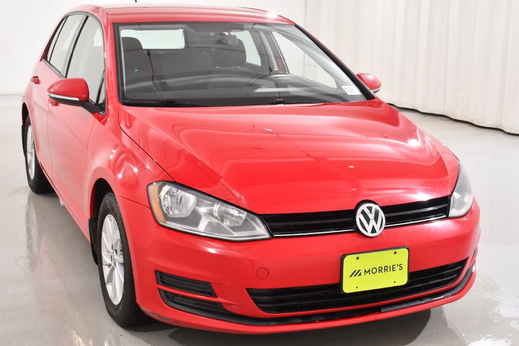 Used 2017 Volkswagen Golf S FWD image 4