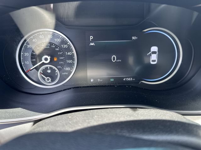 Used 2023 Genesis G70 2.0T AWD/4WD image 12