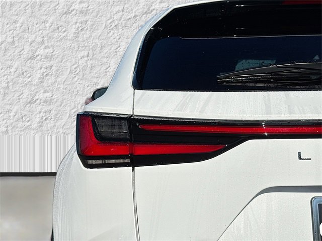 New 2026 Lexus NX 350 FWD image 10