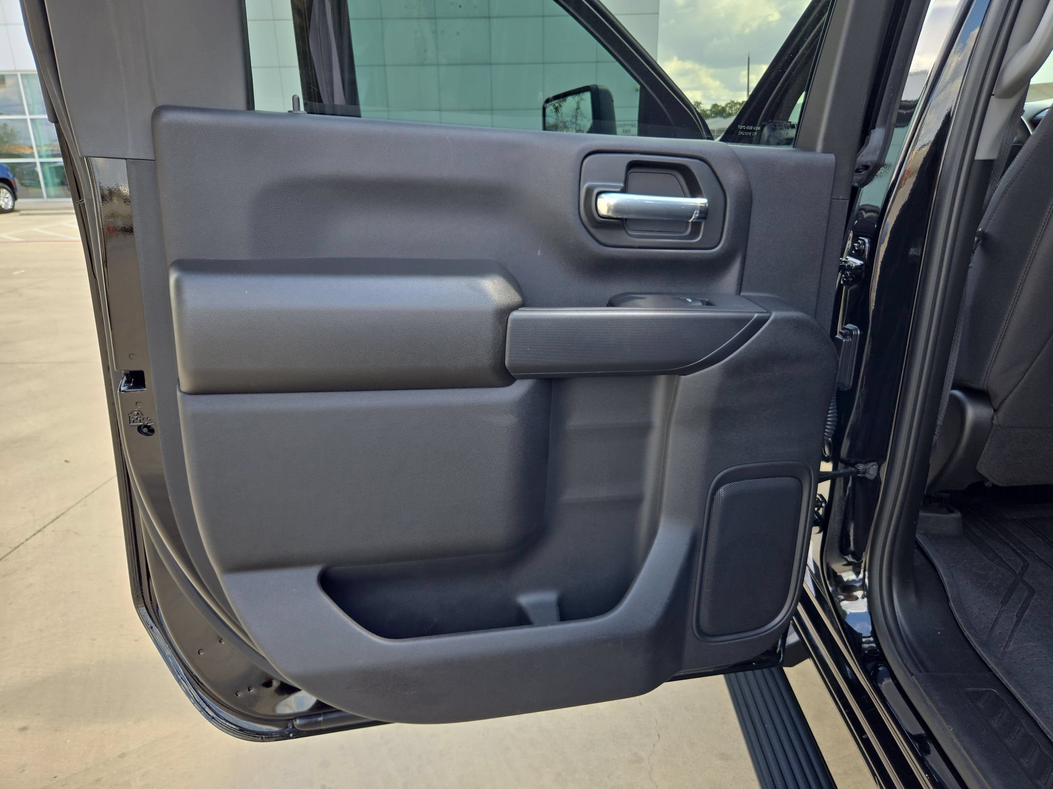 Certified 2024 Chevrolet Silverado 2500 Custom w/ Custom Value Package AWD/4WD image 14
