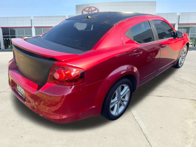 Used 2012 Dodge Avenger SXT Plus FWD image 4