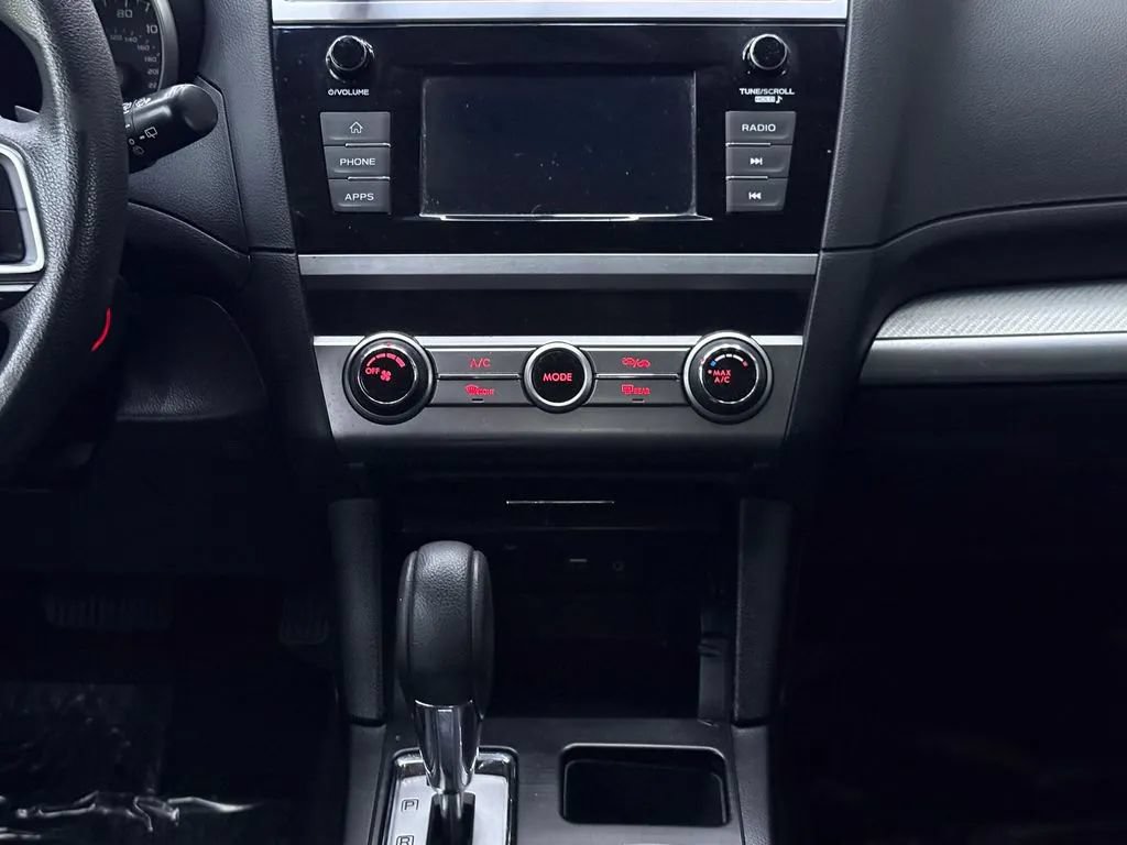 Used 2018 Subaru Outback 2.5i AWD/4WD image 17