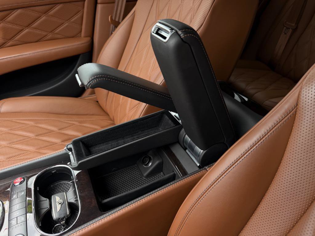 Used 2014 Bentley Flying Spur W12 AWD/4WD image 16