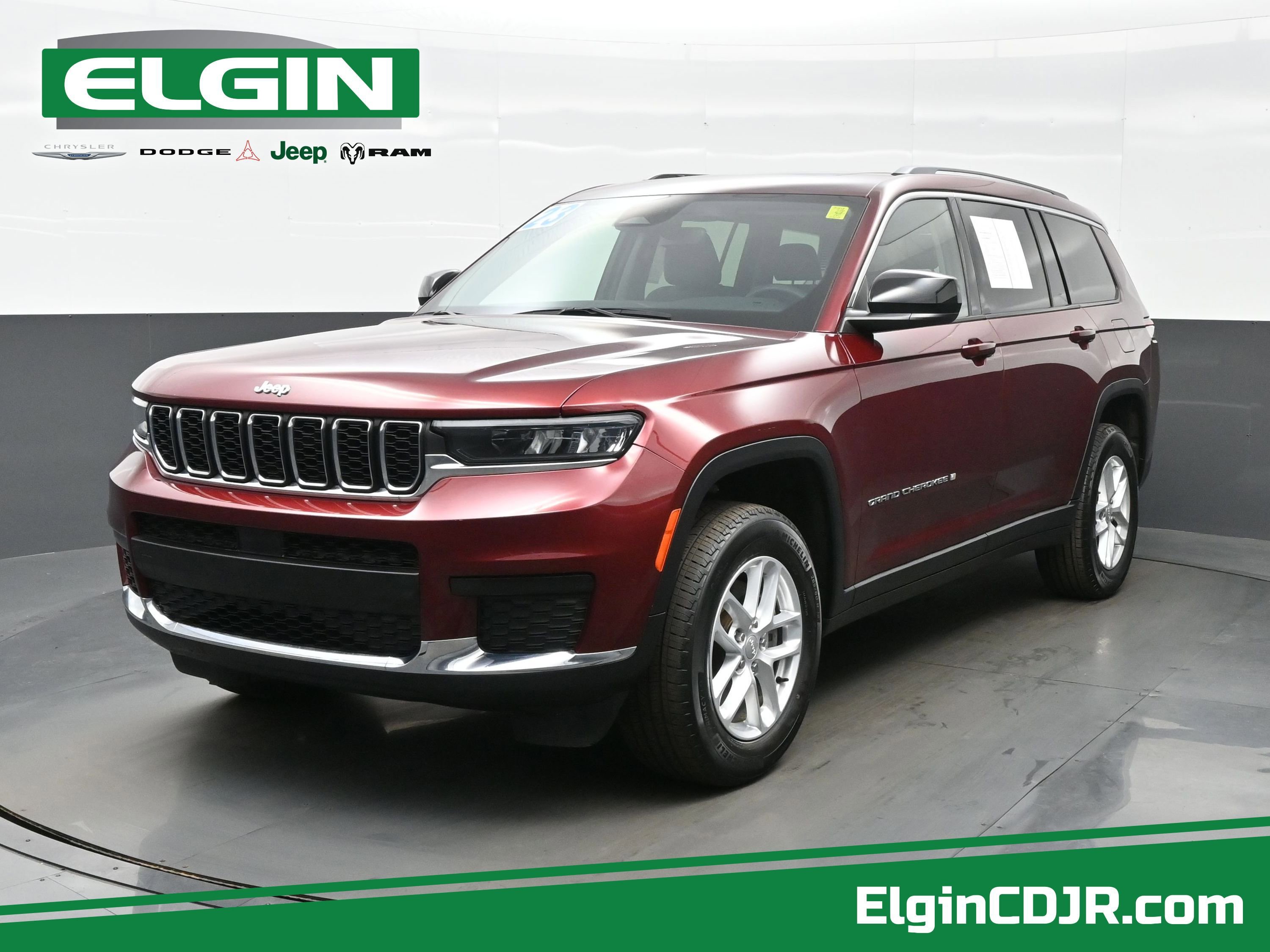 Used 2023 Jeep Grand Cherokee L Laredo image 1