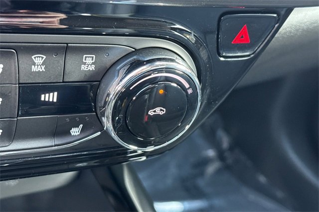 Used 2025 Chevrolet Trax ACTIV w/ Driver Confidence Package image 30