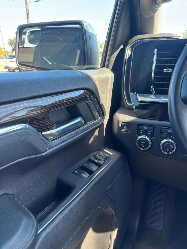 Used 2024 GMC Sierra 1500 SLE image 12