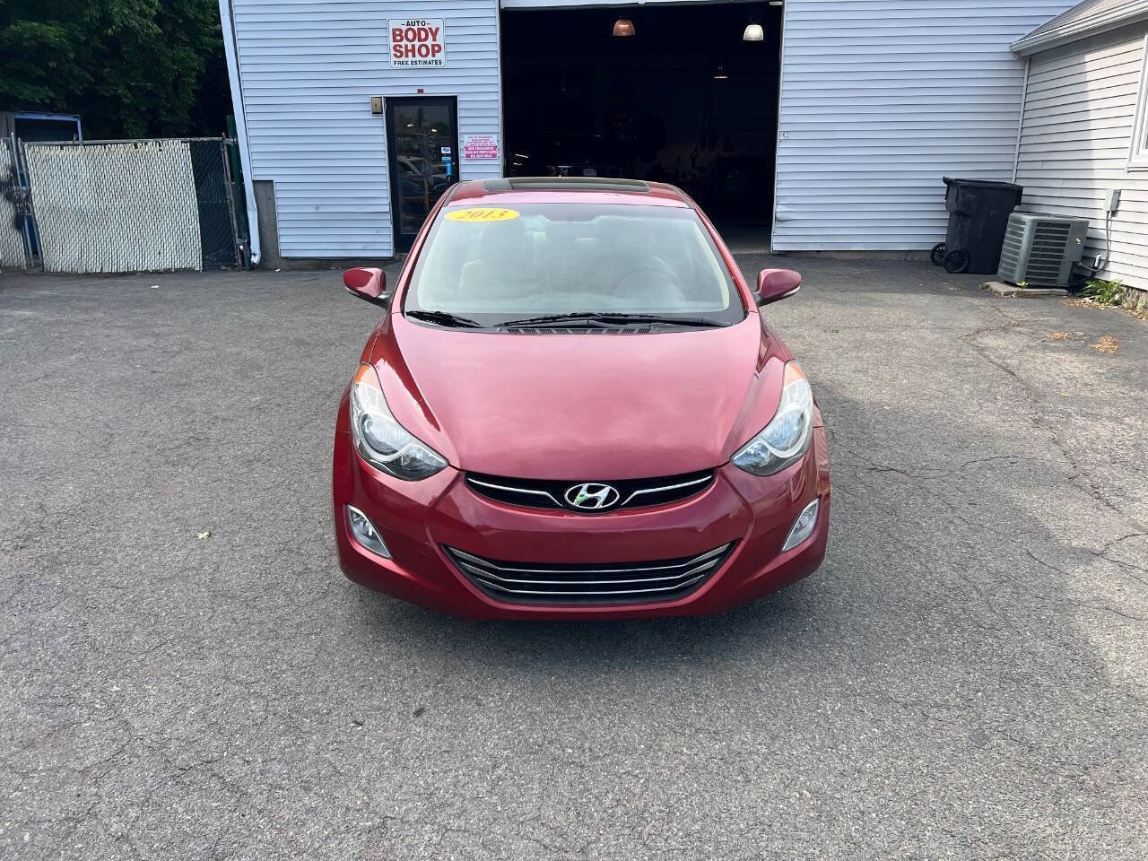 Used 2013 Hyundai Elantra Limited FWD image 11
