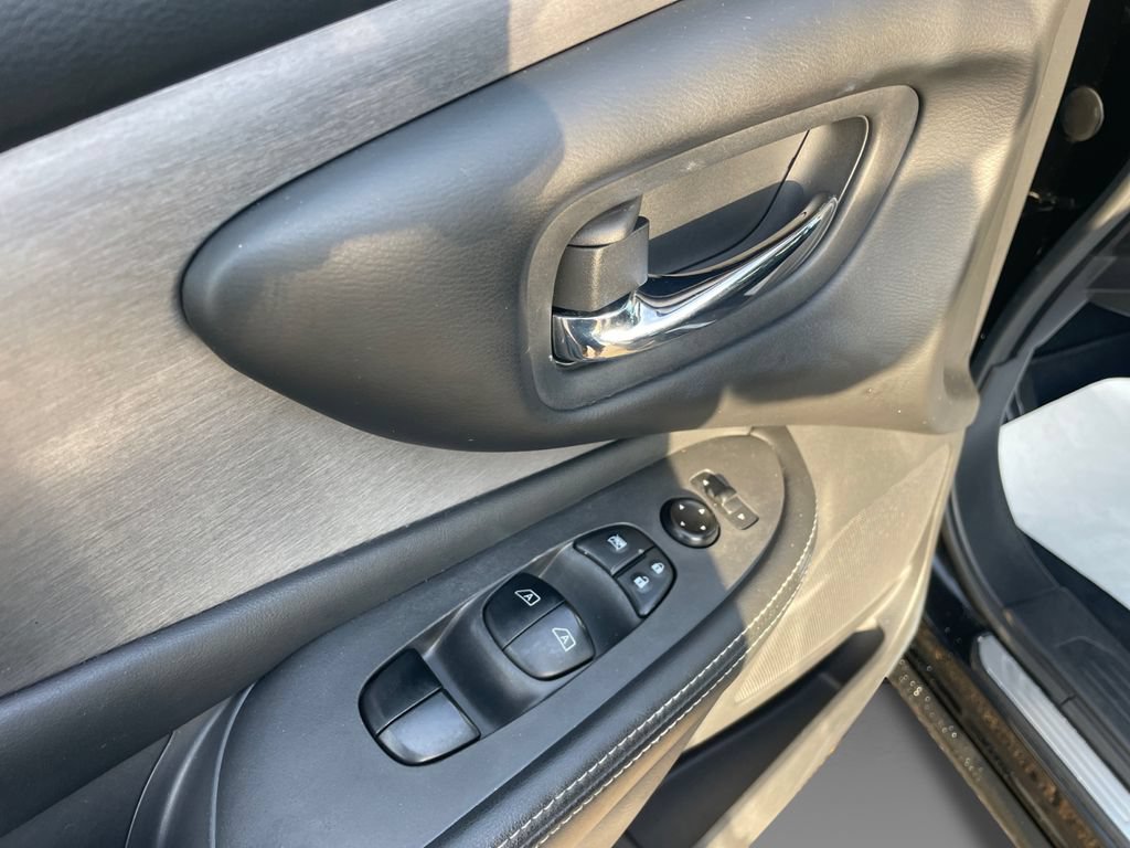 Used 2022 Nissan Murano SV AWD/4WD image 23