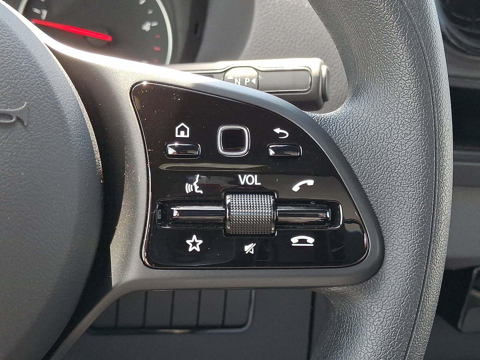 Used 2024 Mercedes-Benz Sprinter 2500 image 24