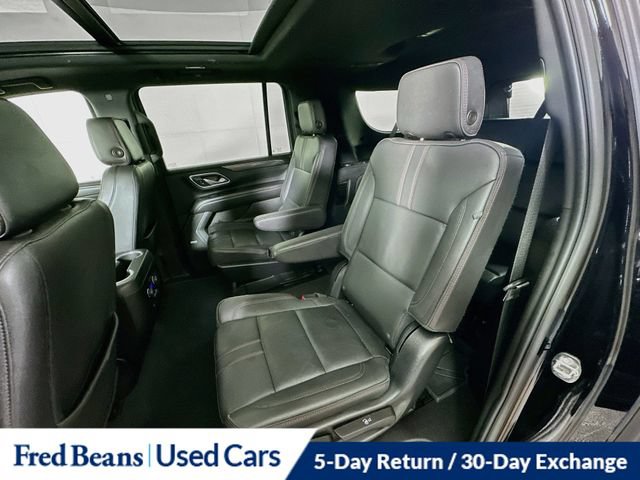 Used 2023 Chevrolet Suburban RST w/ Luxury Package AWD/4WD image 32