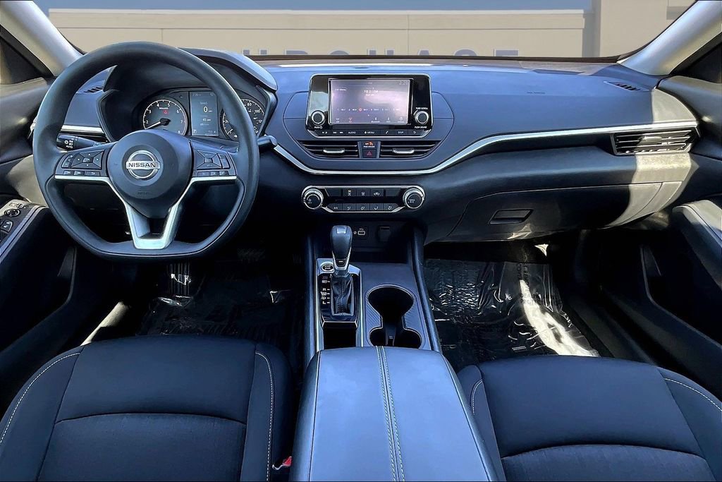 Used 2022 Nissan Altima 2.5 S image 9