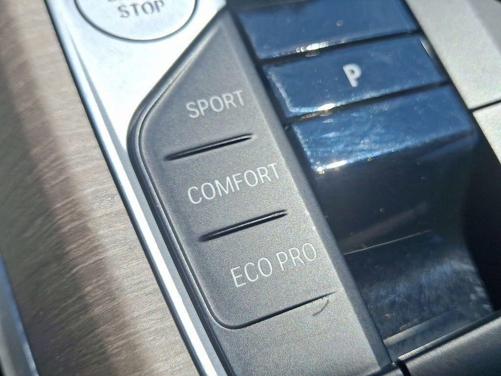 Used 2025 BMW 430i xDrive Coupe w/ Premium Package image 24