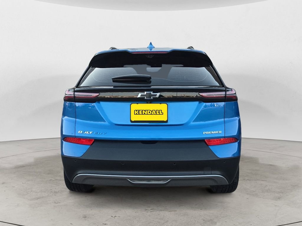 Certified 2022 Chevrolet Bolt EUV Premier w/ Launch Edition image 4