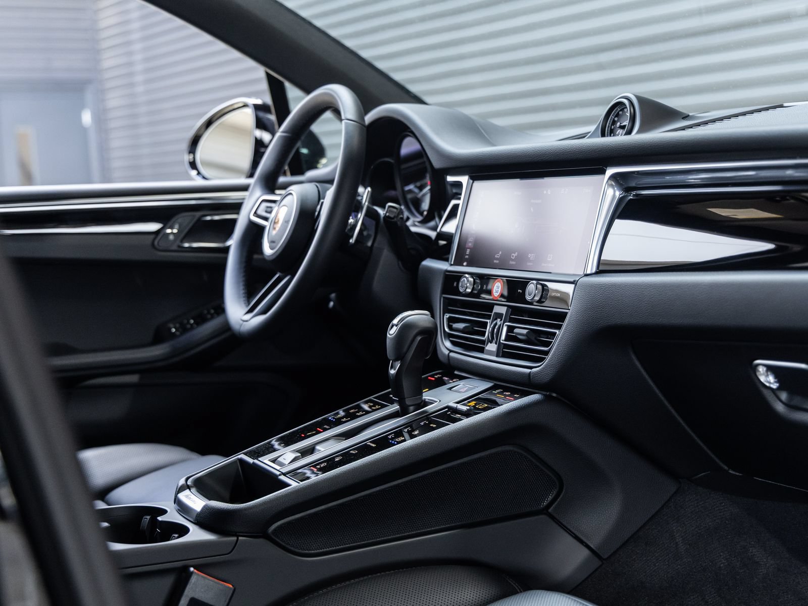 New 2026 Porsche Macan S AWD/4WD image 42