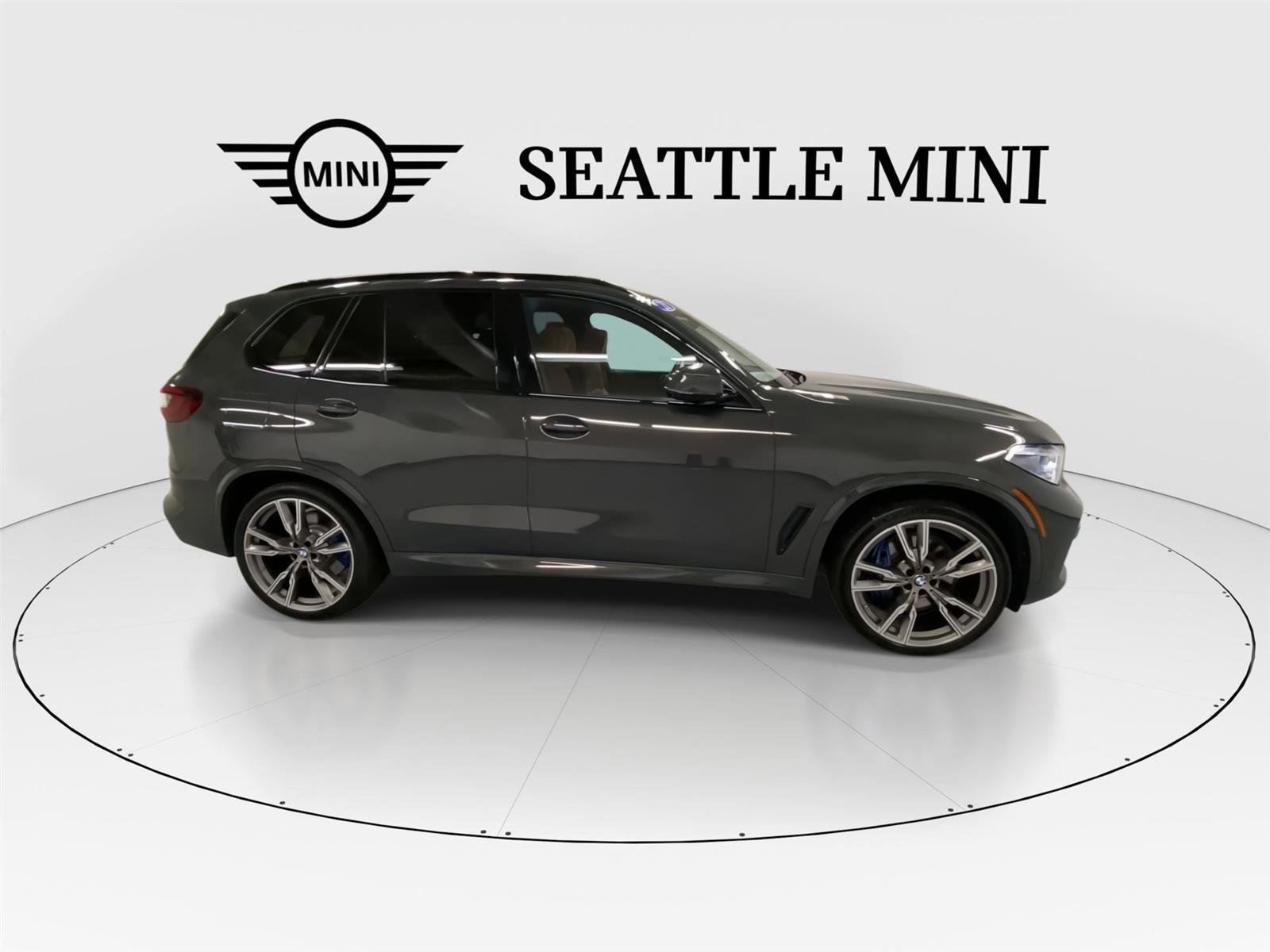 Used 2021 BMW X5 M50i w/ Executive Package image 13