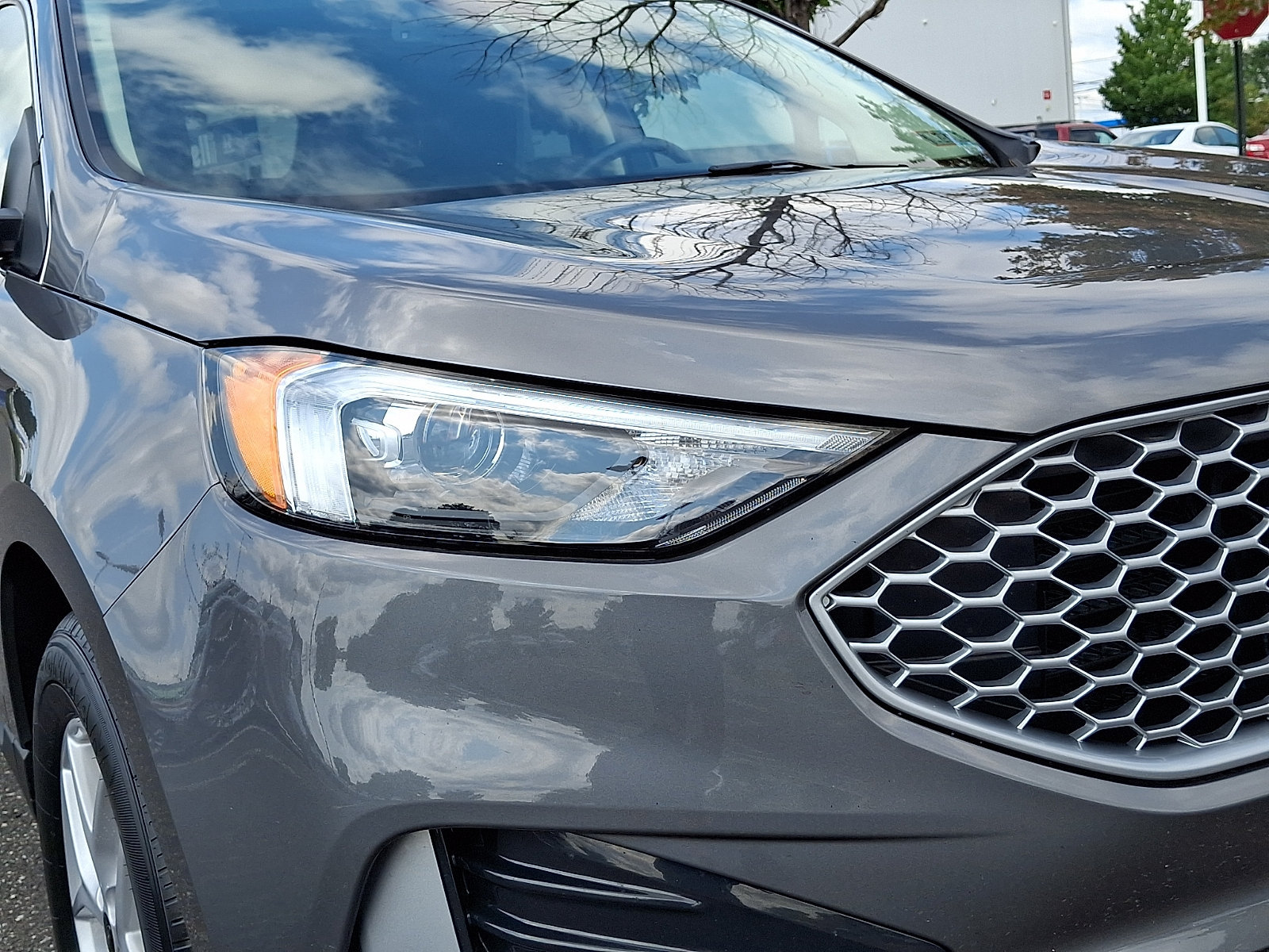 Used 2024 Ford Edge SEL AWD/4WD image 8