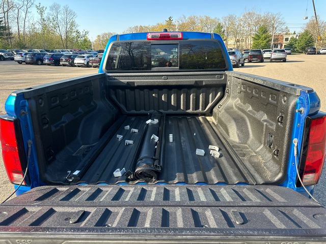 Used 2024 Chevrolet Colorado Z71 w/ Z71 Convenience Package 2 AWD/4WD image 14