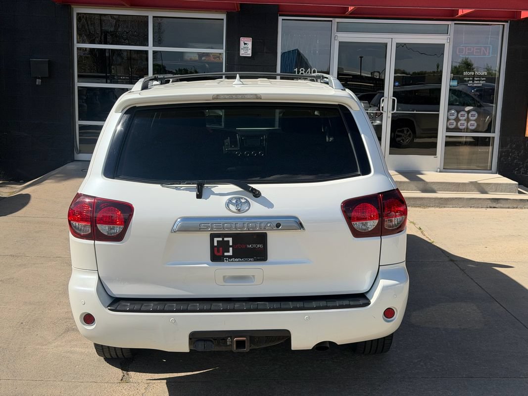 Used 2018 Toyota Sequoia Platinum AWD/4WD image 13