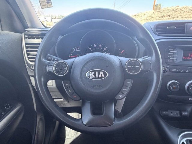 Used 2015 Kia Soul + image 9