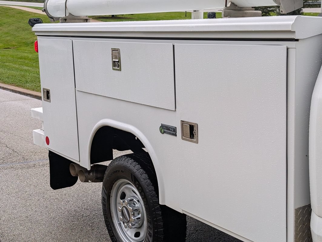 Used 2019 Ford F250 XL w/ Power Equipment Group AWD/4WD image 25