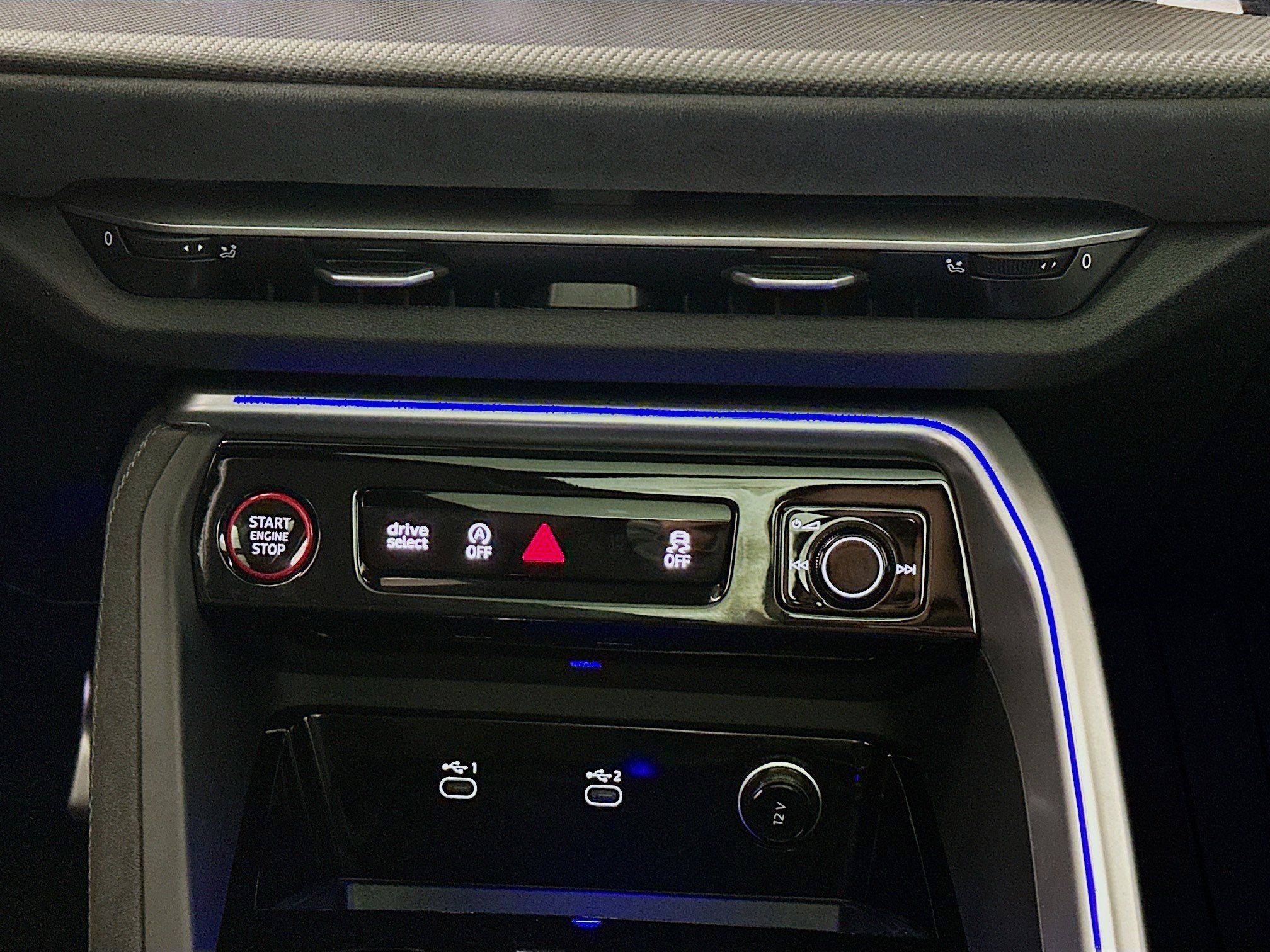Used 2025 Audi SQ5 Premium Plus w/ Premium Plus Package image 13