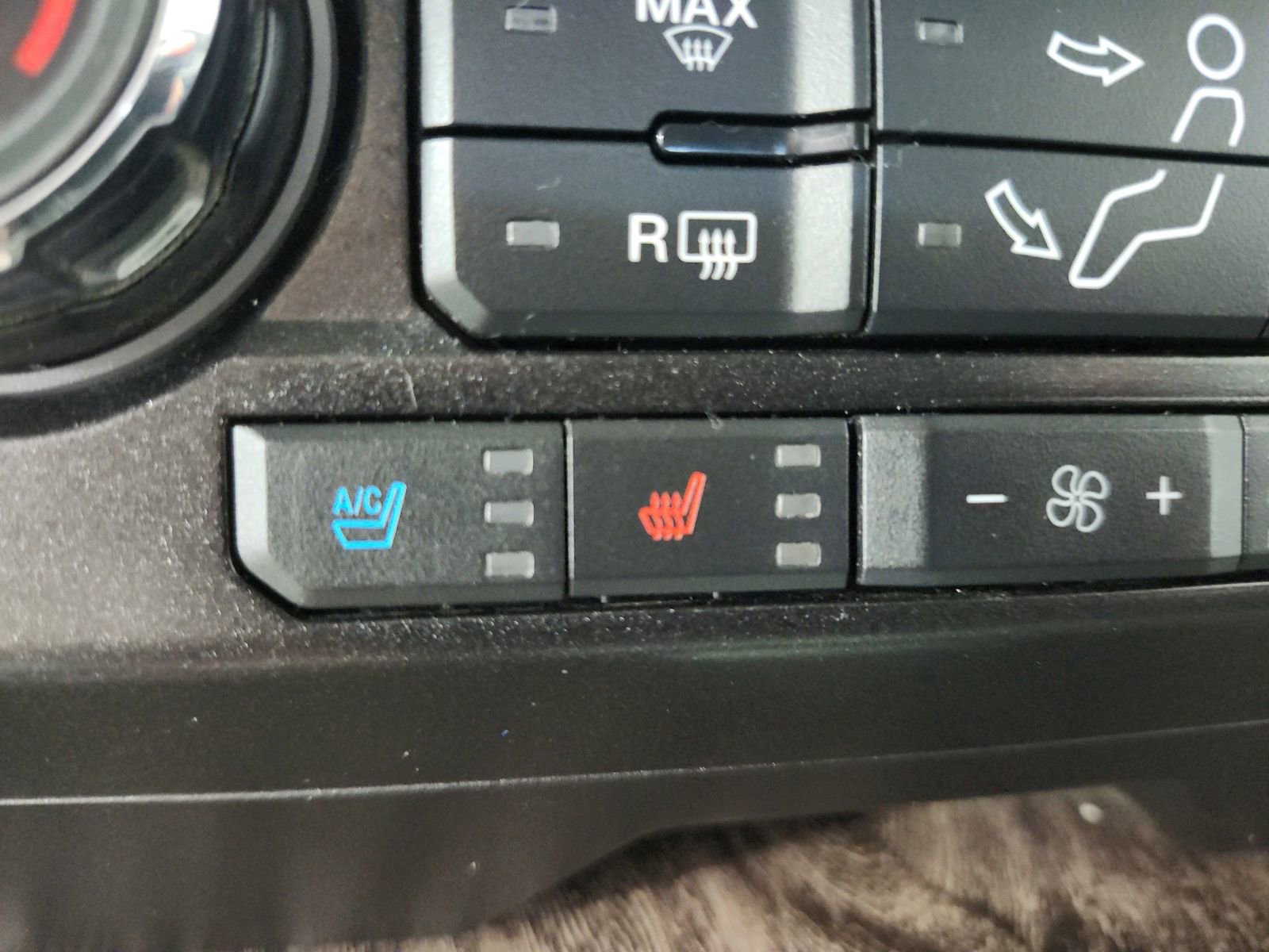 Used 2018 Ford F350 Lariat w/ Lariat Ultimate Package image 34