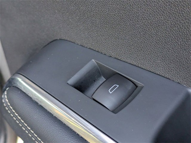 Used 2025 GMC Acadia Elevation image 36