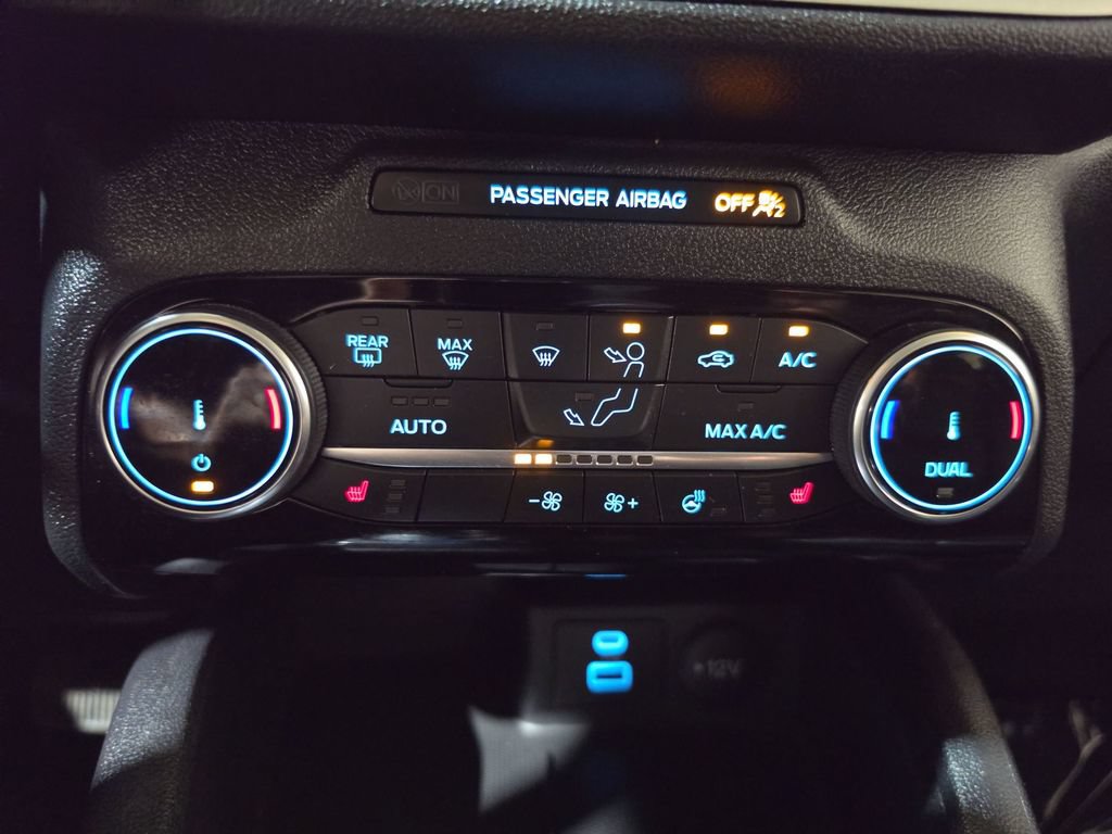 Used 2022 Ford Escape SEL AWD/4WD image 16