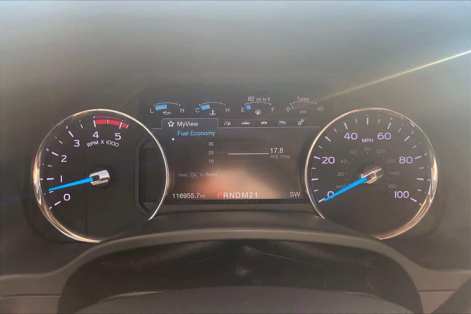 Used 2017 Ford F250 Lariat w/ Lariat Ultimate Package AWD/4WD image 26