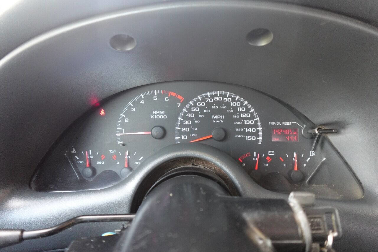 Used 1999 Chevrolet Camaro Z28 w/ SS Performance/Appearance Pkg image 32