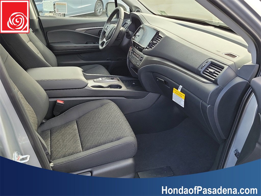 New 2025 Honda Ridgeline Sport image 11