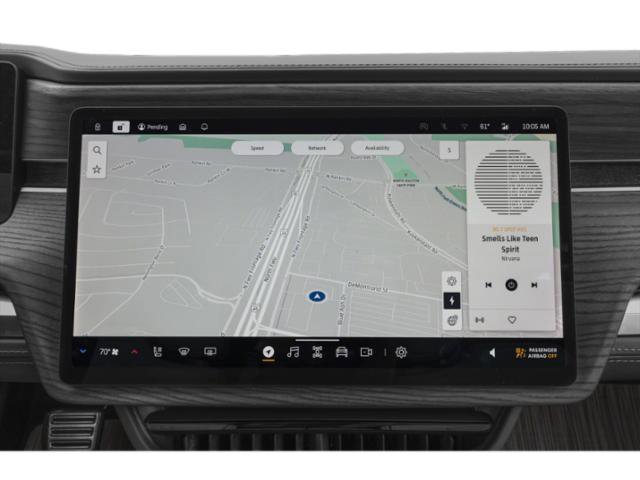 Used 2025 Rivian R1S Adventure AWD/4WD image 16