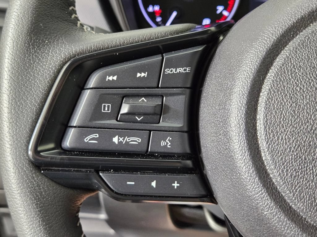 Used 2025 Subaru Forester Premium AWD/4WD image 26