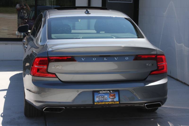 Used 2018 Volvo S90 T6 Momentum w/ Convenience Package AWD/4WD image 8