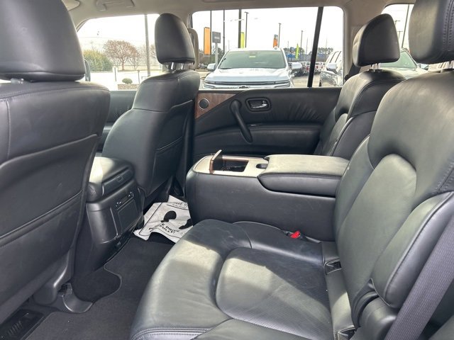 Used 2024 Nissan Armada SL w/ Captain's Chairs Package image 32